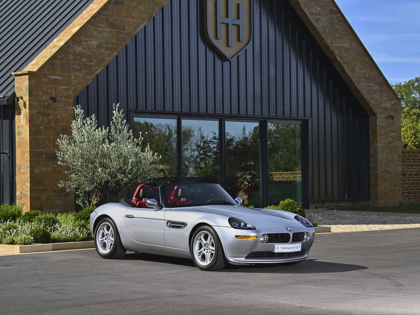 BMW Z8 · Titanium Silver Metallic · Tom Hartley Jnr