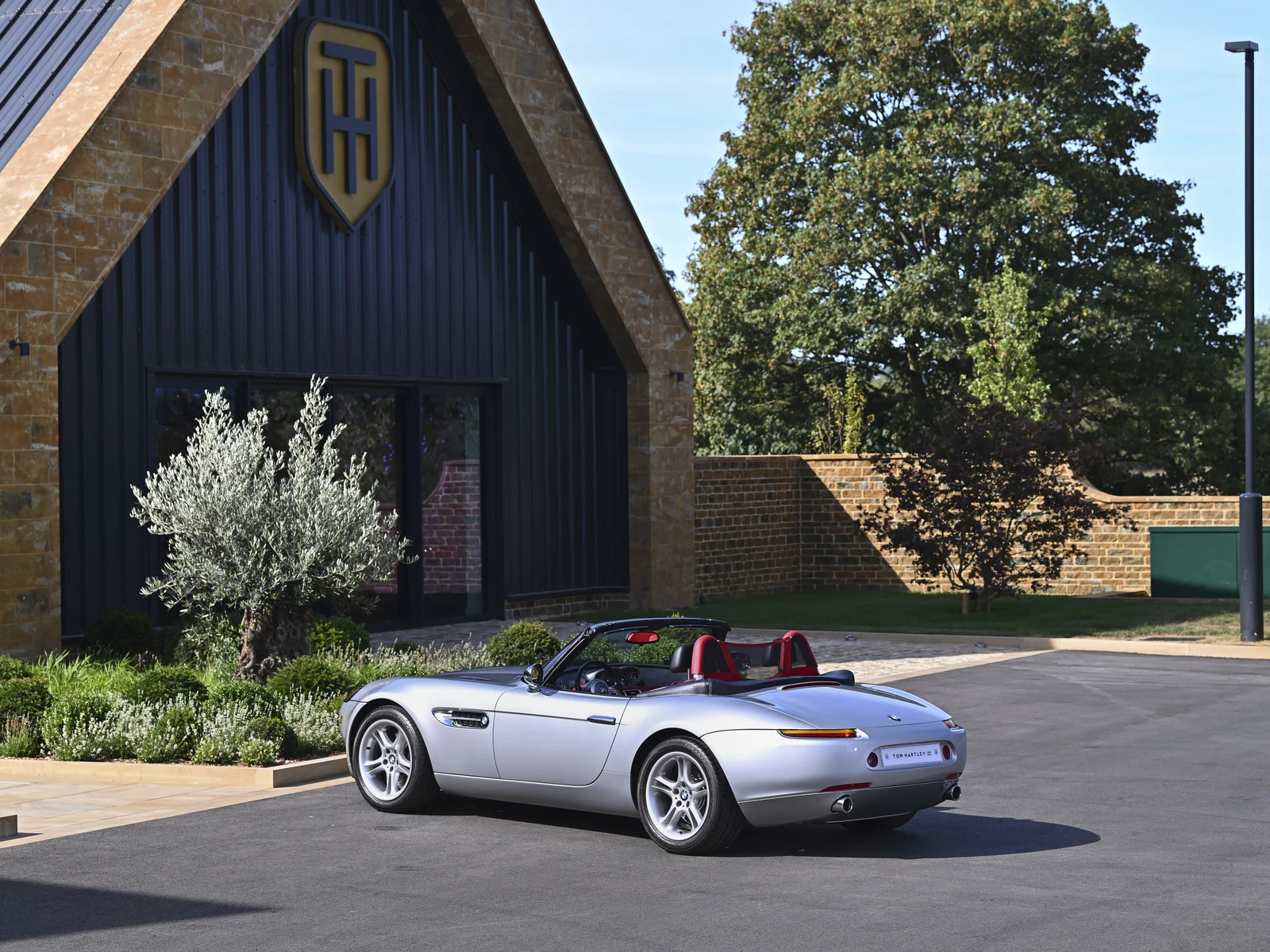 2000 BMW Z8, 5/10