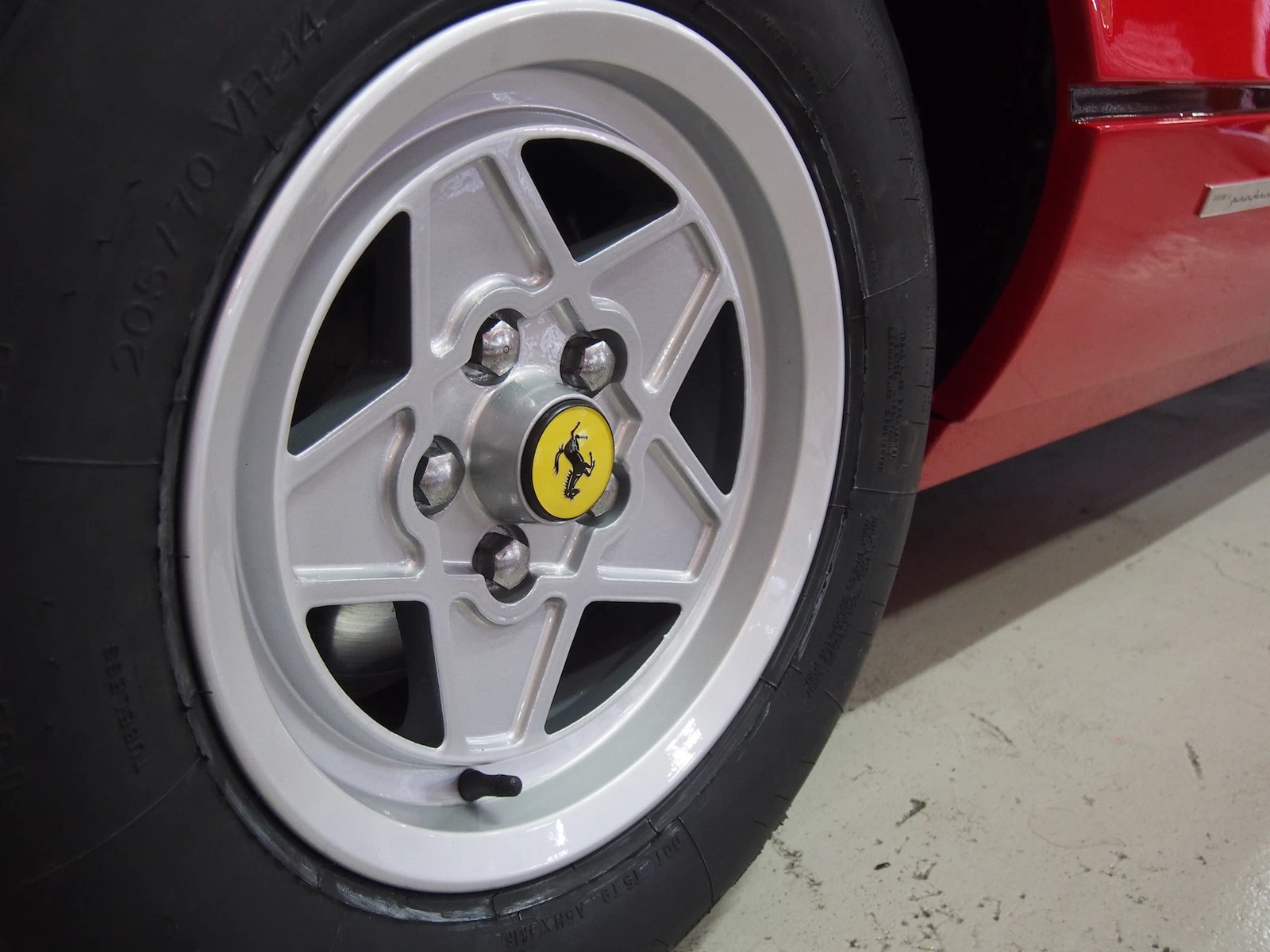 1976 Ferrari 308 GTB Vetroresina, 14/18