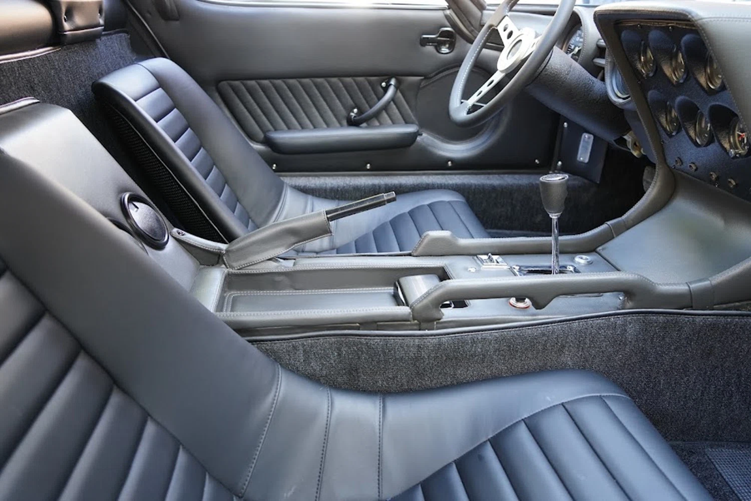 1967 Lamborghini Miura P400, 11/16