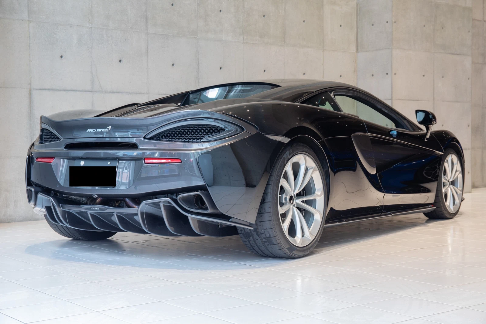 2019 McLaren 570S, 3/15