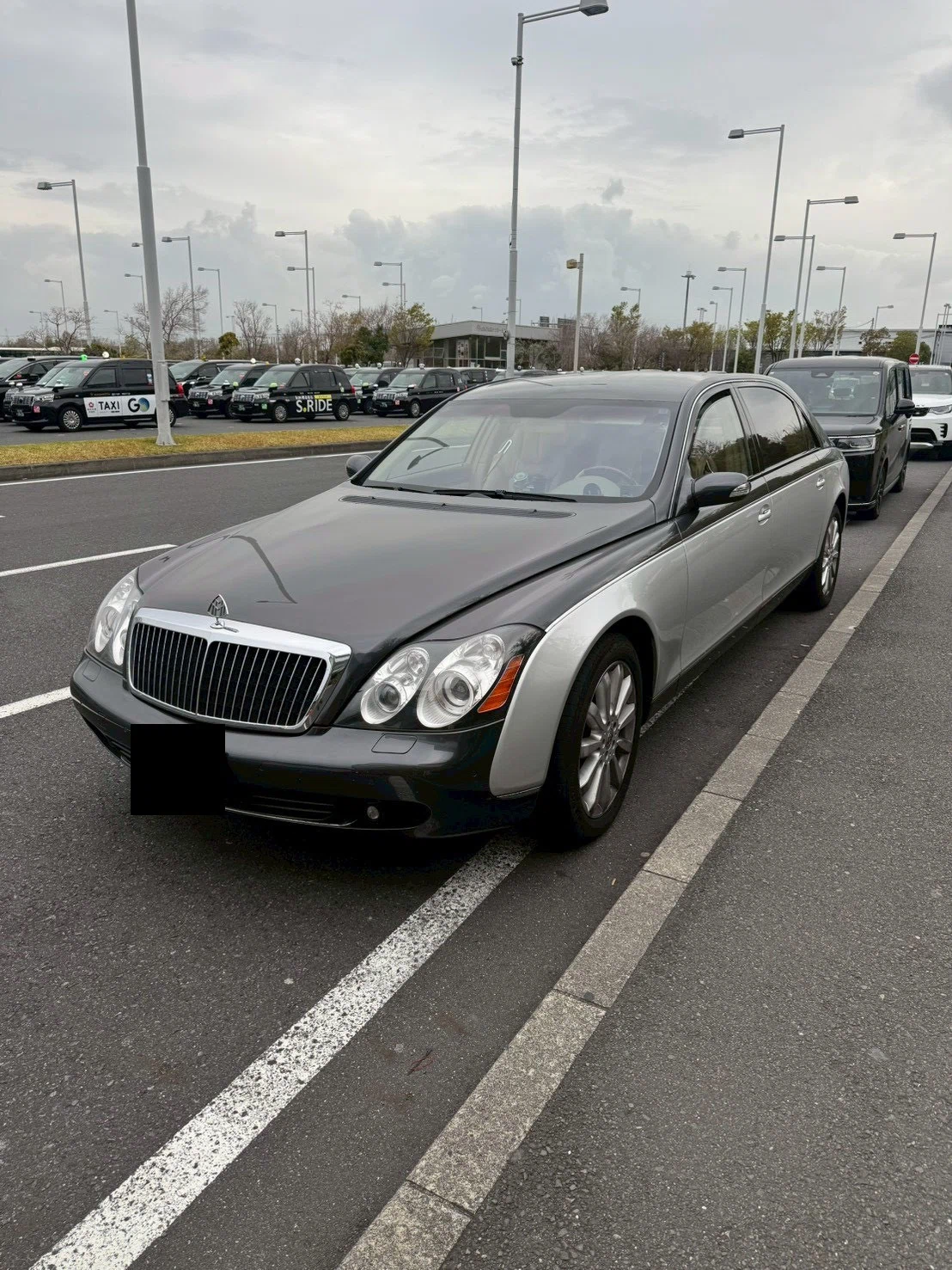 2005 Maybach 62, 3/14