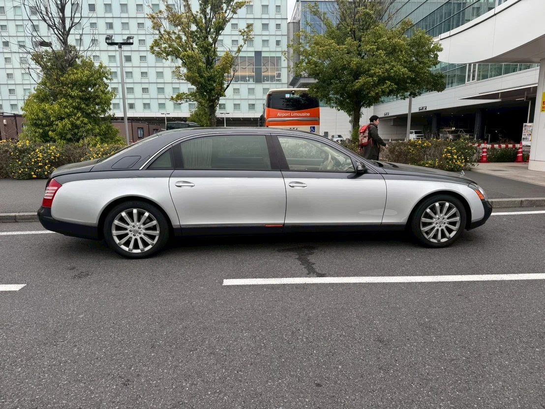 2005 Maybach 62, 5/14