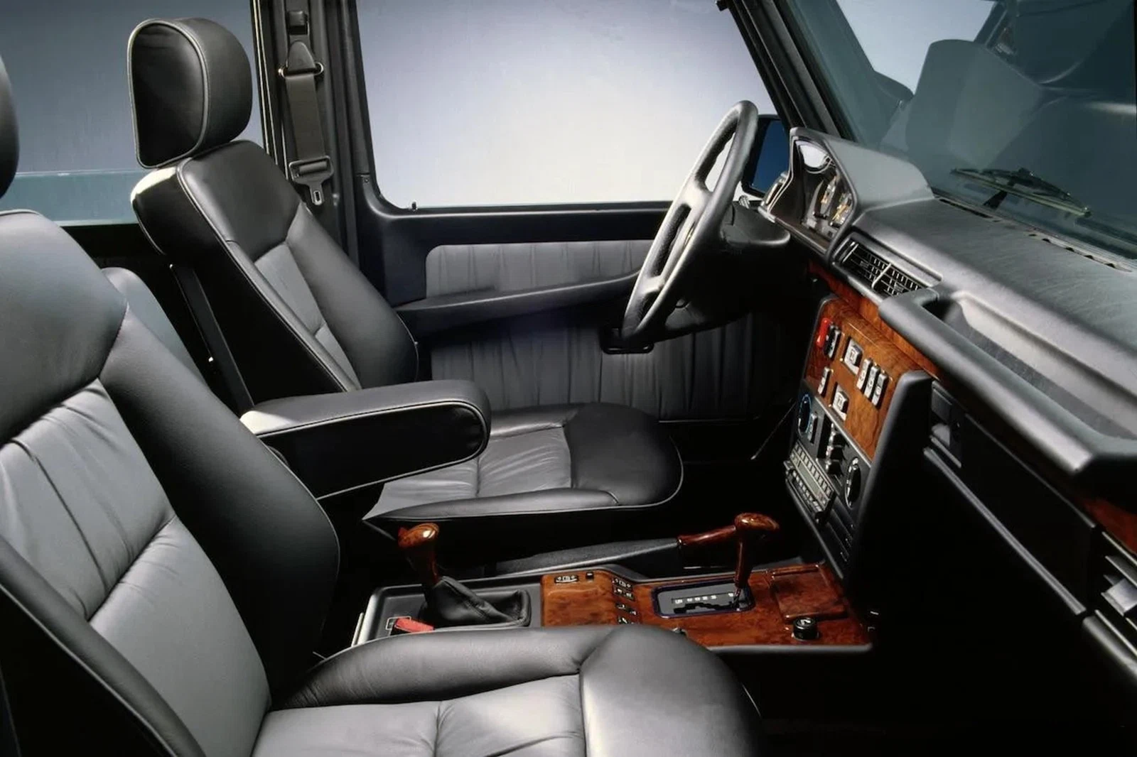 1993 Mercedes-Benz 500 GE, 4/6