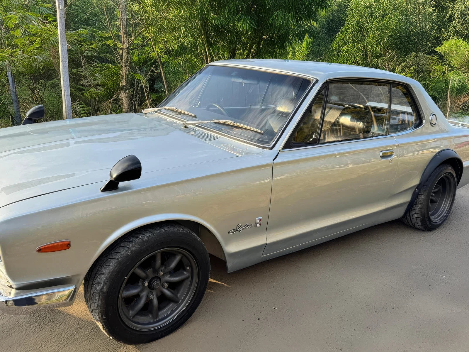 1971 Nissan Skyline 2000 GT-R, 2/3