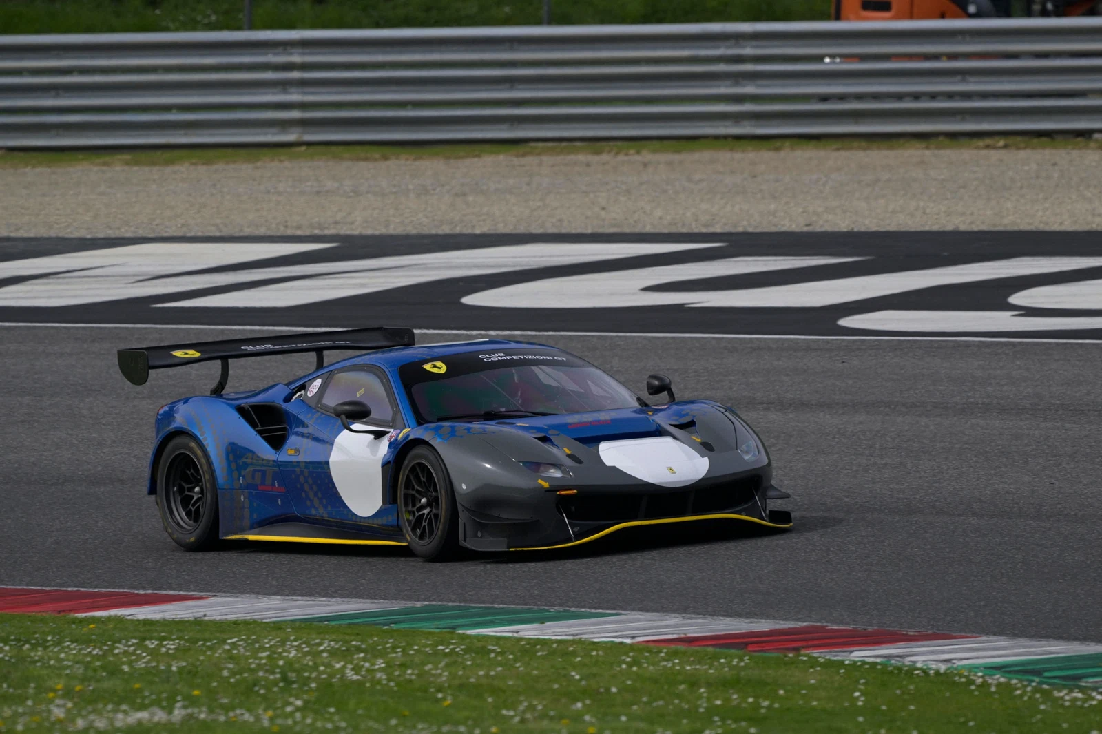 2020 Ferrari 488 GT Modificata, 3/11