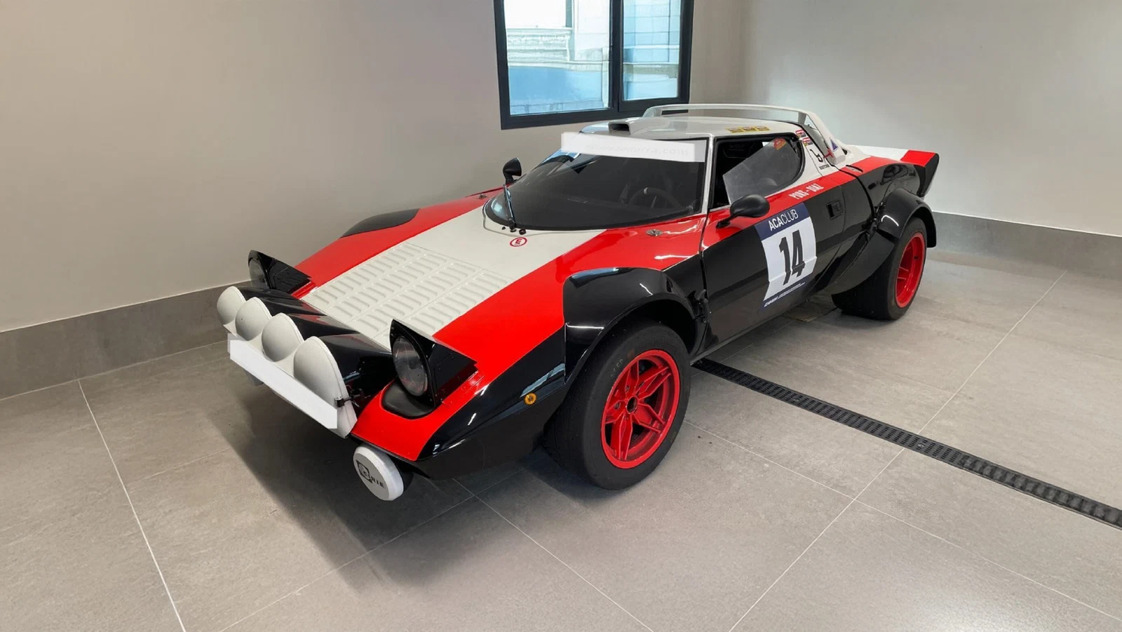 1972 Lancia Stratos Replica by Hawk Cars | TPE