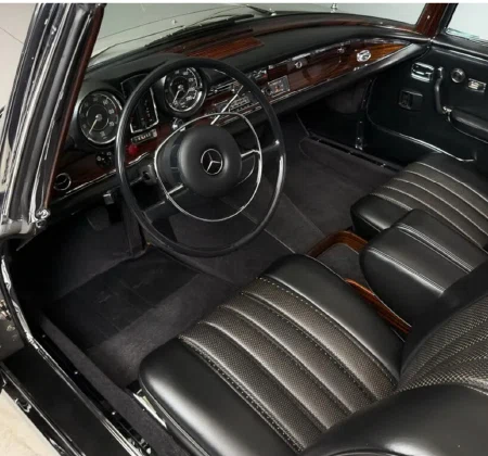 1967 Mercedes-Benz 250 SE Cabriolet, 19/21