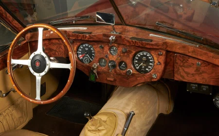 1957 Jaguar XK140 SE Drophead Coupé, 7/19