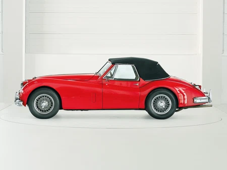 1957 Jaguar XK140 SE Drophead Coupé, 19/19