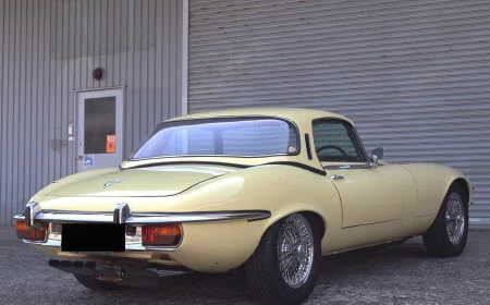 1973 Jaguar E-Type Series 3 V12 Roadster, 5/18
