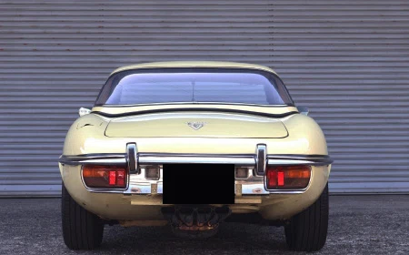 1973 Jaguar E-Type Series 3 V12 Roadster, 6/18