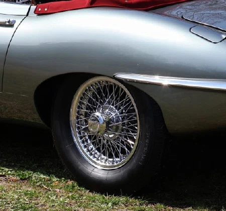 1965 Jaguar E-Type Series 1 4.2 Roadster, 20/20