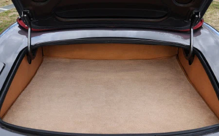 1973 Jaguar E-Type Series 3 V12 Roadster, 11/14