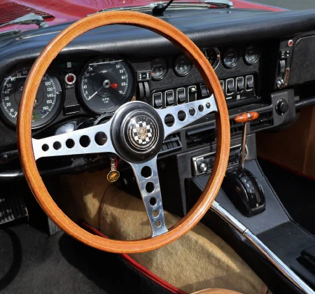 1973 Jaguar E-Type Series 3 V12 Roadster, 18/20