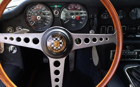 1969 Jaguar E-Type Series 2 Fixed Head Coupé, 10/17