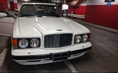 1995 Bentley Brooklands Turbo, 2/11