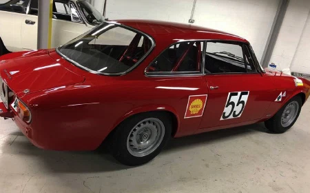 1969 Alfa Romeo Giulia Sprint GTA, 4/12