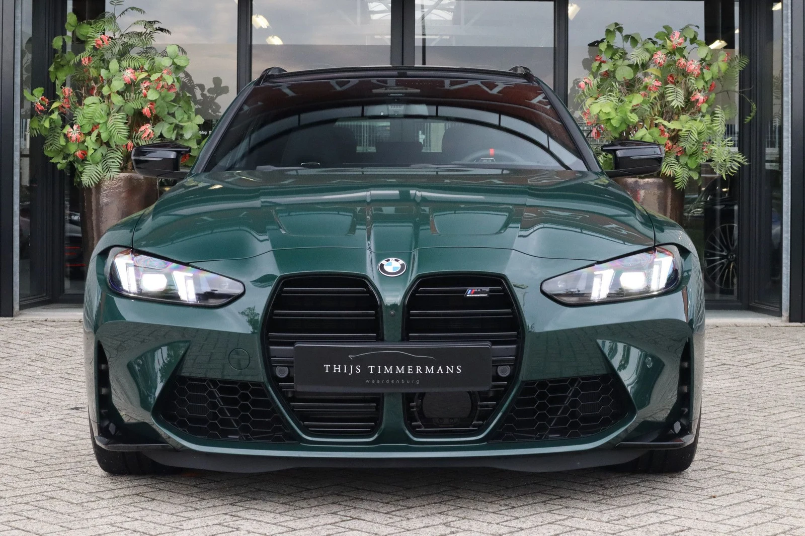 2024 BMW M3 Competition xDrive Touring, 2/10