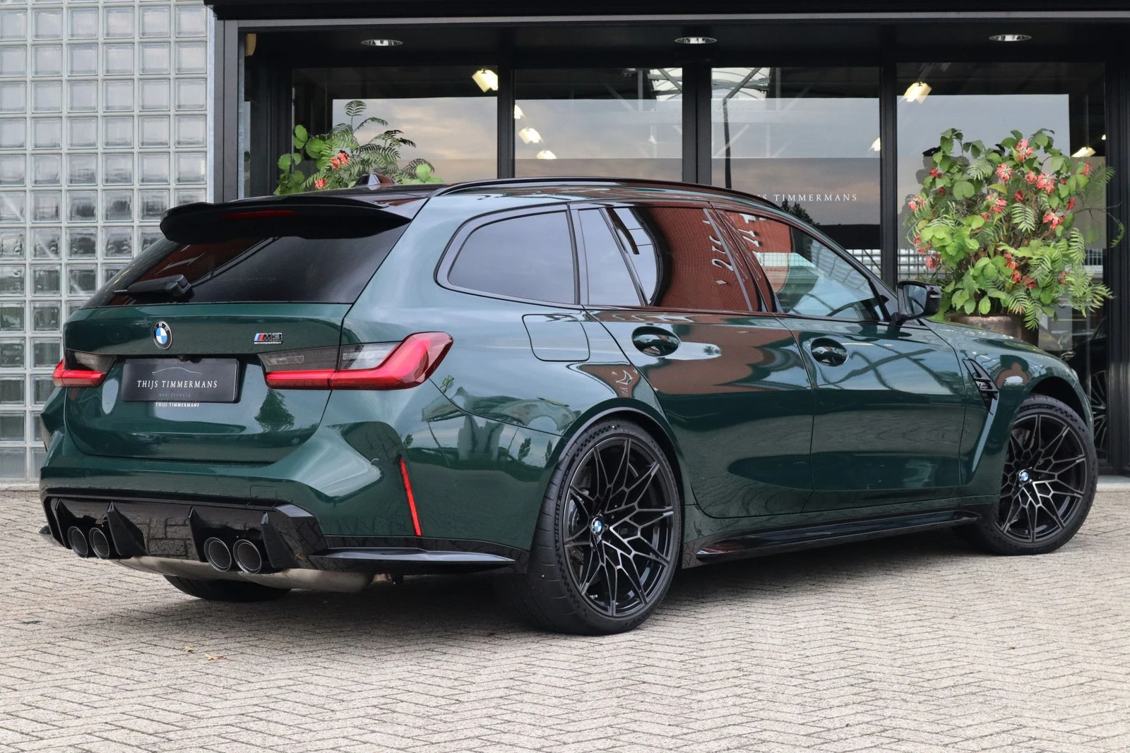 2024 BMW M3 Competition xDrive Touring, 4/10