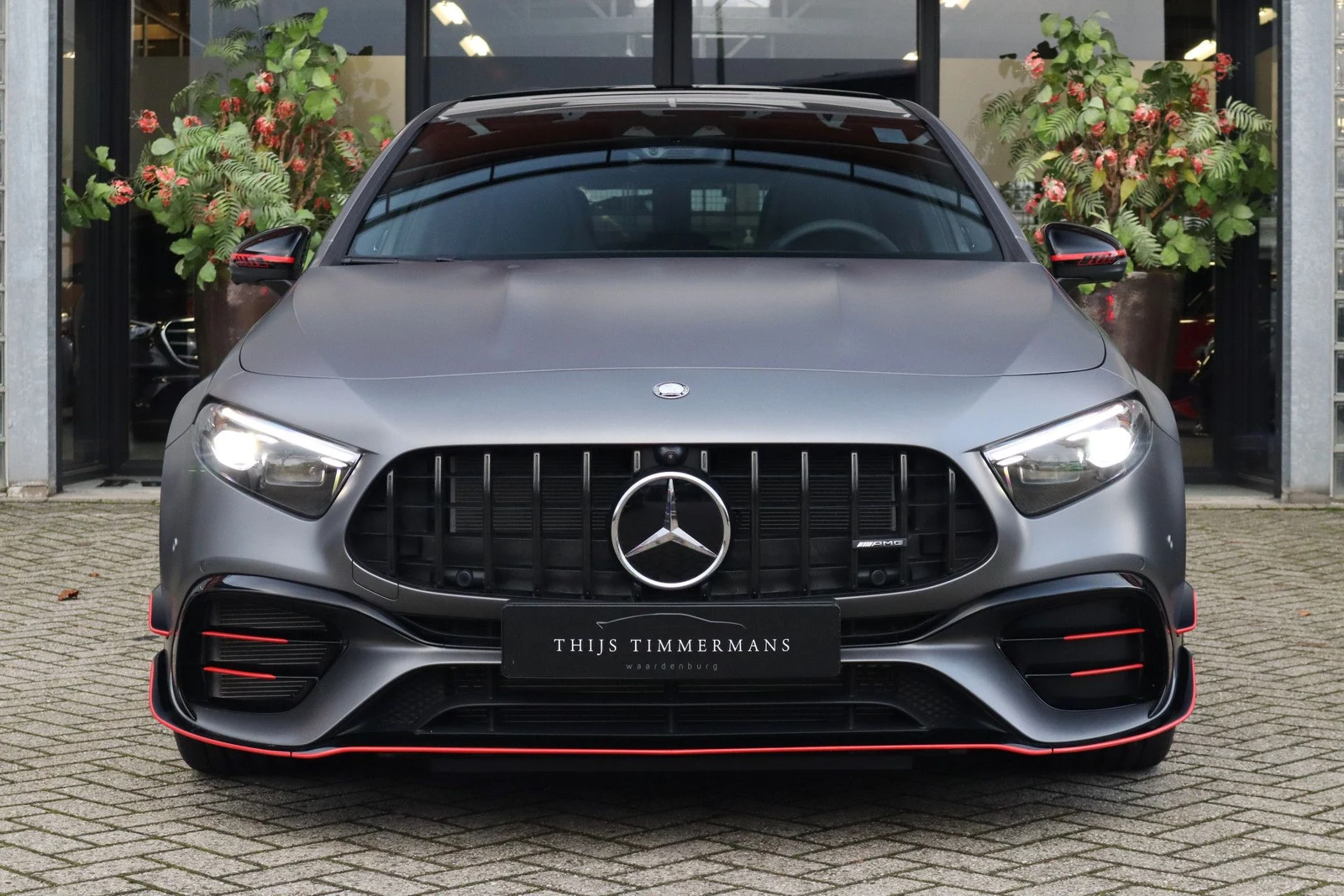 2024 Mercedes-AMG A 45 S Street Style Edition, 2/10