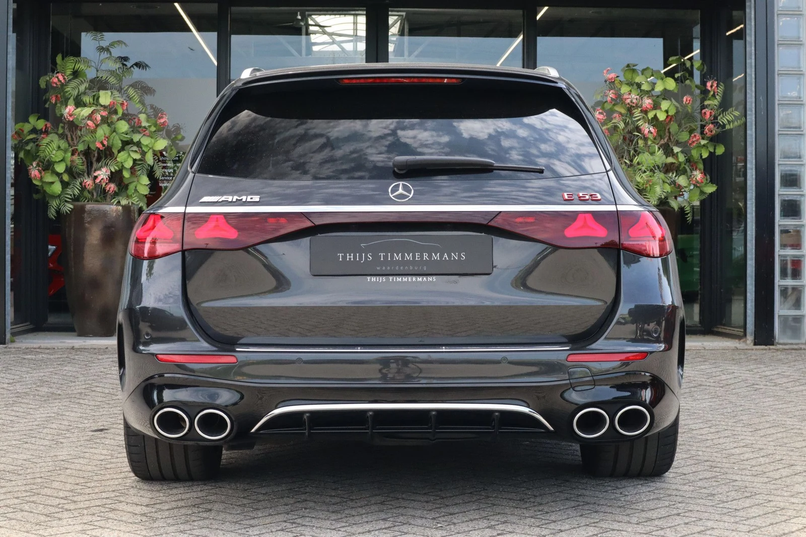 2025 Mercedes-AMG E 53 Hybrid 4MATIC+ Estate, 5/10