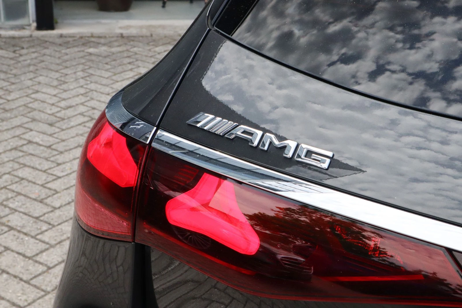 2025 Mercedes-AMG E 53 Hybrid 4MATIC+ Estate, 6/10