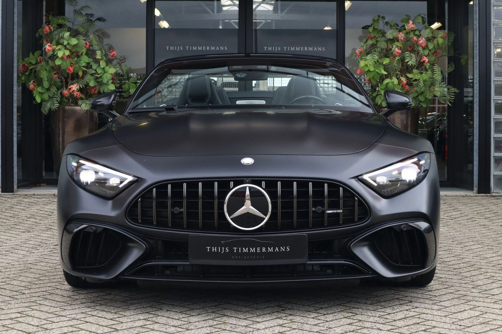 2024 Mercedes-AMG SL 63 S E Performance, 3/10