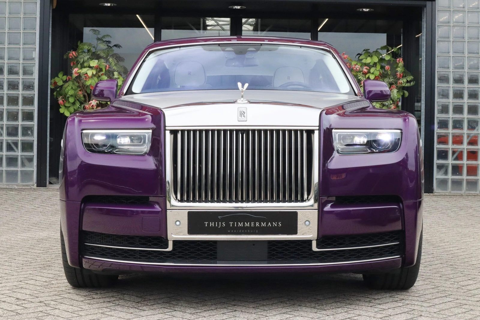 2022 Rolls-Royce Phantom VIII Series II The Extrovert, 2/10