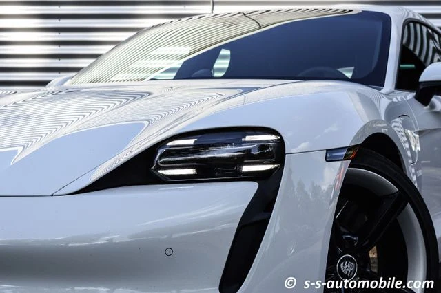 Porsche Taycan Sport Turismo, 3/10