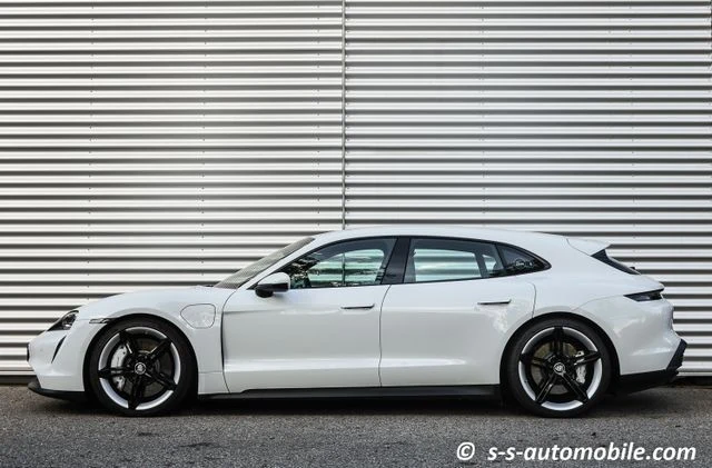 Porsche Taycan Sport Turismo, 5/10