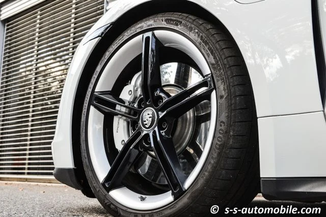 Porsche Taycan Sport Turismo, 7/10