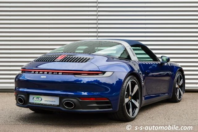 Porsche 911 (992) Targa 4, 8/10