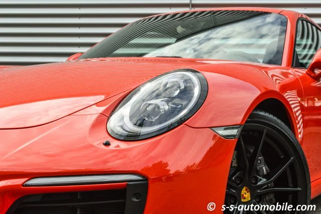 Porsche 911 (991) Carrera, 2/10