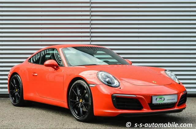 Porsche 911 (991) Carrera, 6/10