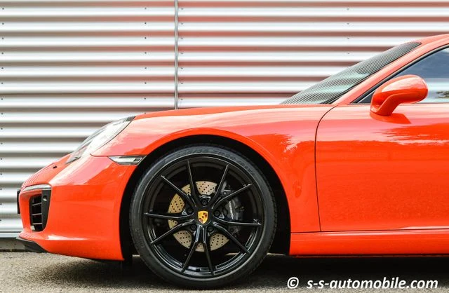 Porsche 911 (991) Carrera, 8/10