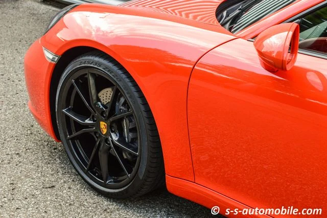 Porsche 911 (991) Carrera, 9/10