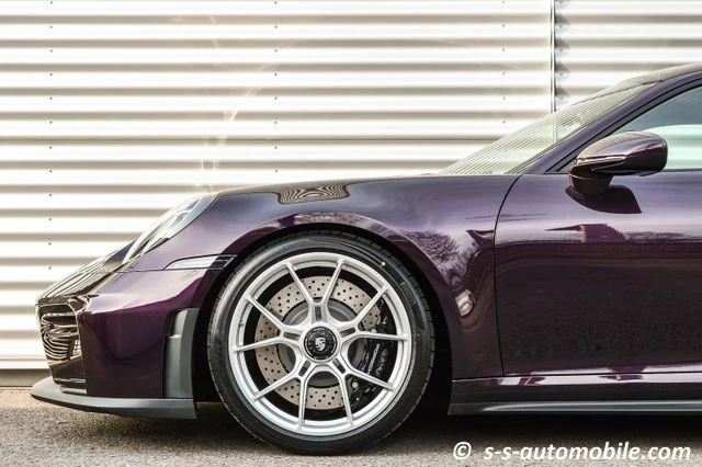 Porsche 911 (992) GT3 Touring, 5/10