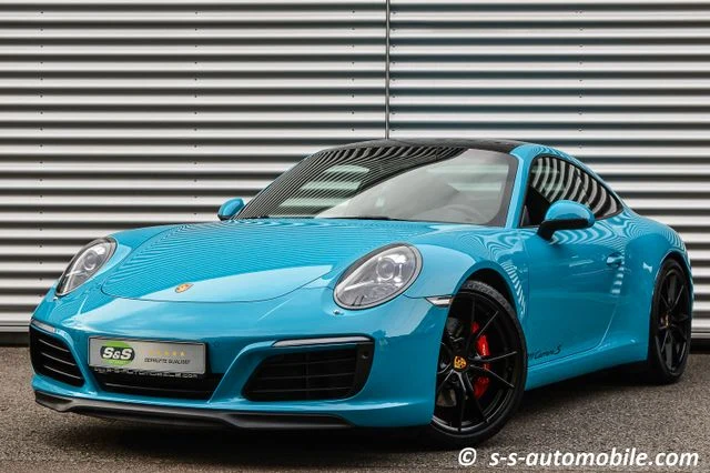 Porsche 911 (991) Carrera S, full-car front three-quarter view.