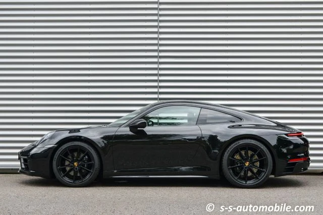 Porsche 911 (992) Carrera S, 3/10