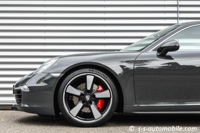Porsche 911 (991) Carrera S 50 Years Edition, 8/10