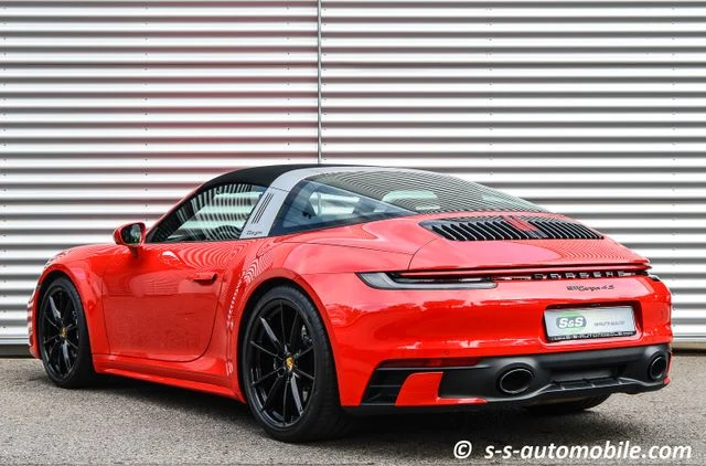 Porsche 911 (992) Targa 4S, 6/10