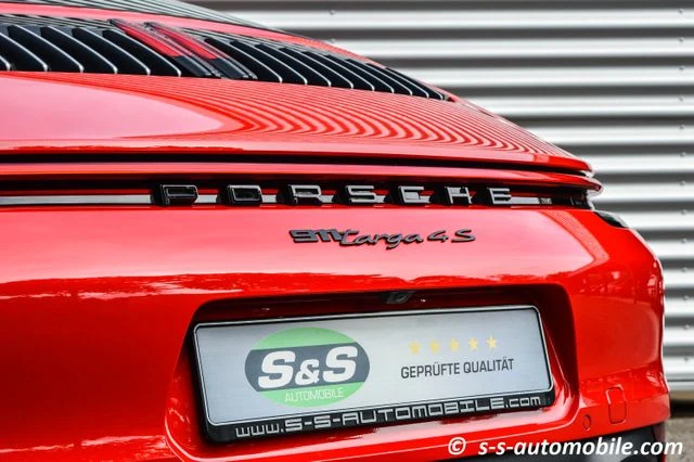 Porsche 911 (992) Targa 4S, 8/10