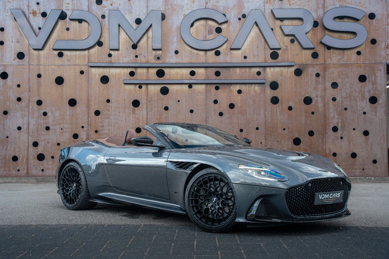 2023 Aston Martin DBS 770 Ultimate Volante, 3/20