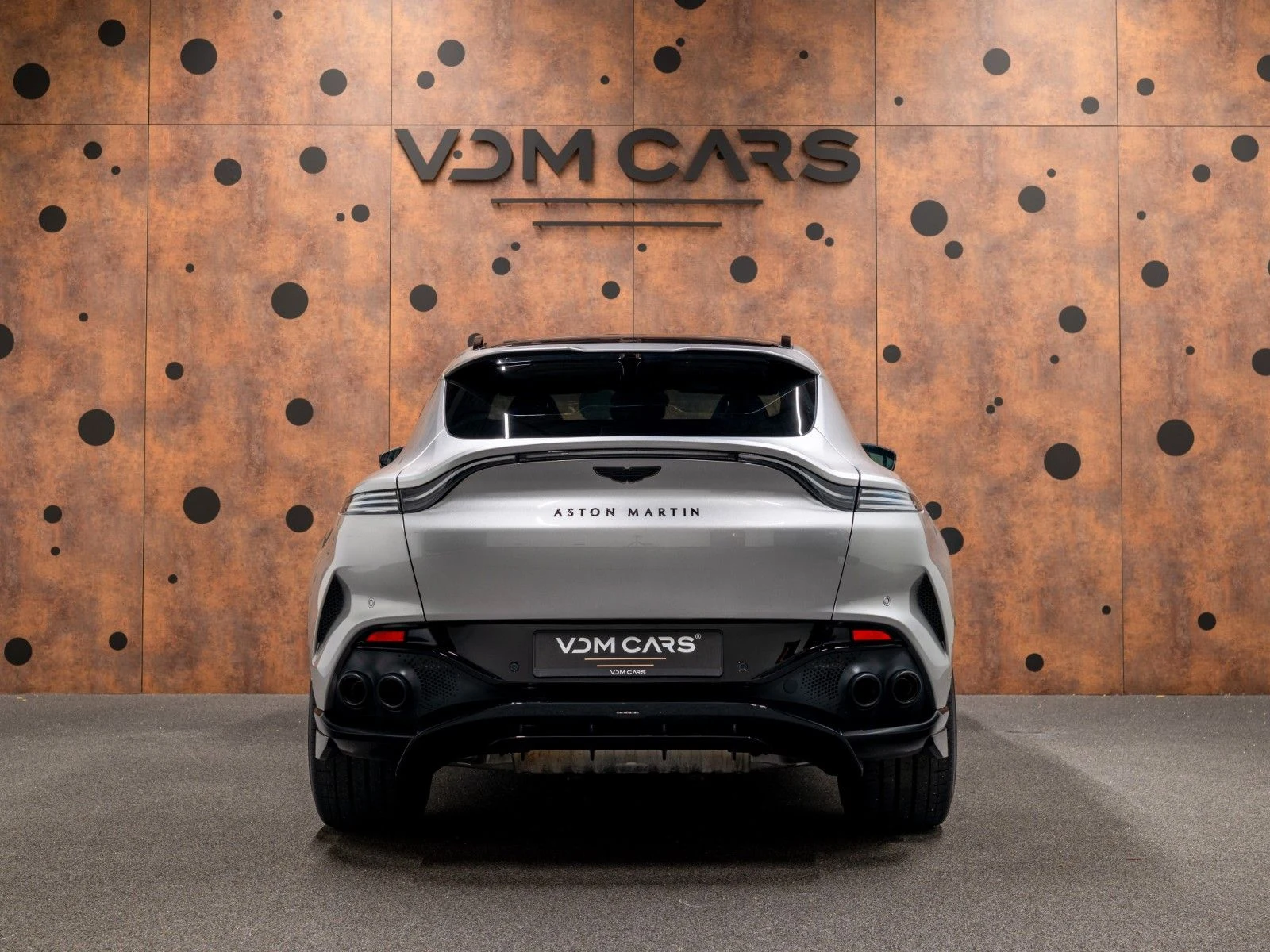 2025 Aston Martin DBX707, 4/20