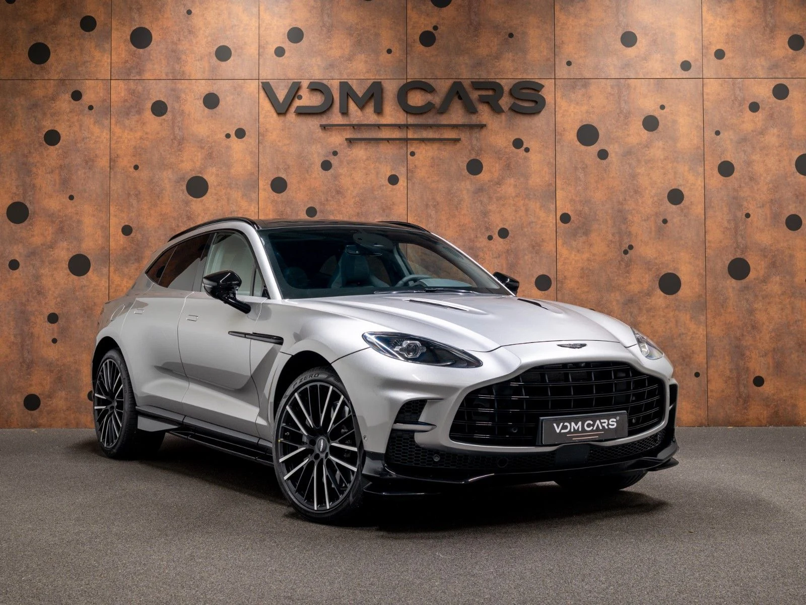 2025 Aston Martin DBX707, 7/20