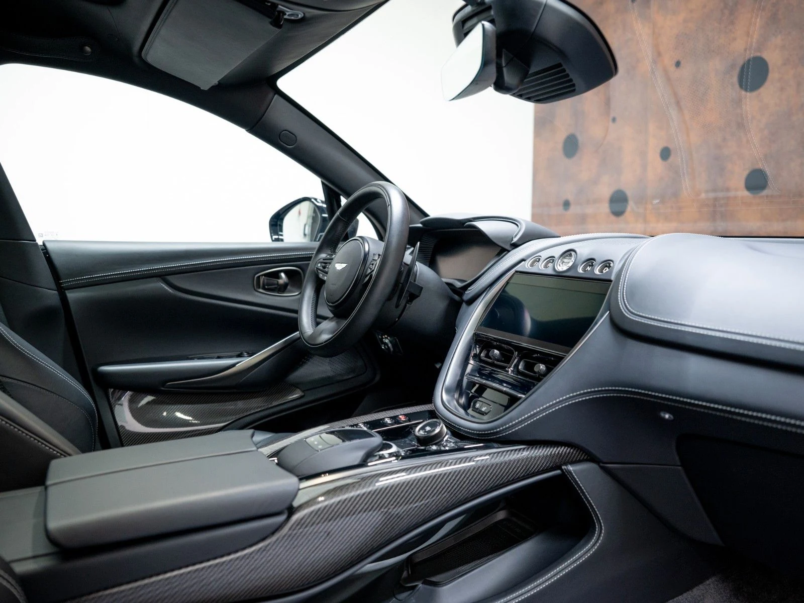 2024 Aston Martin DBX707, 16/20