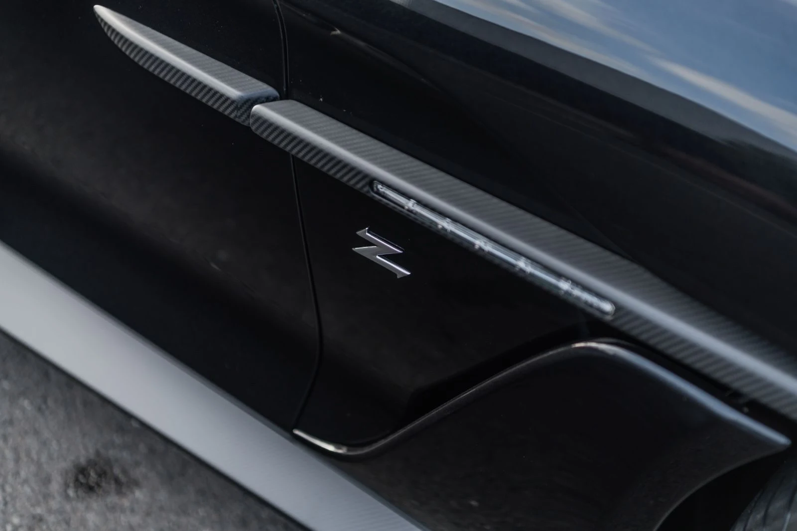 2019 Aston Martin Vanquish Zagato Shooting Brake, 10/20