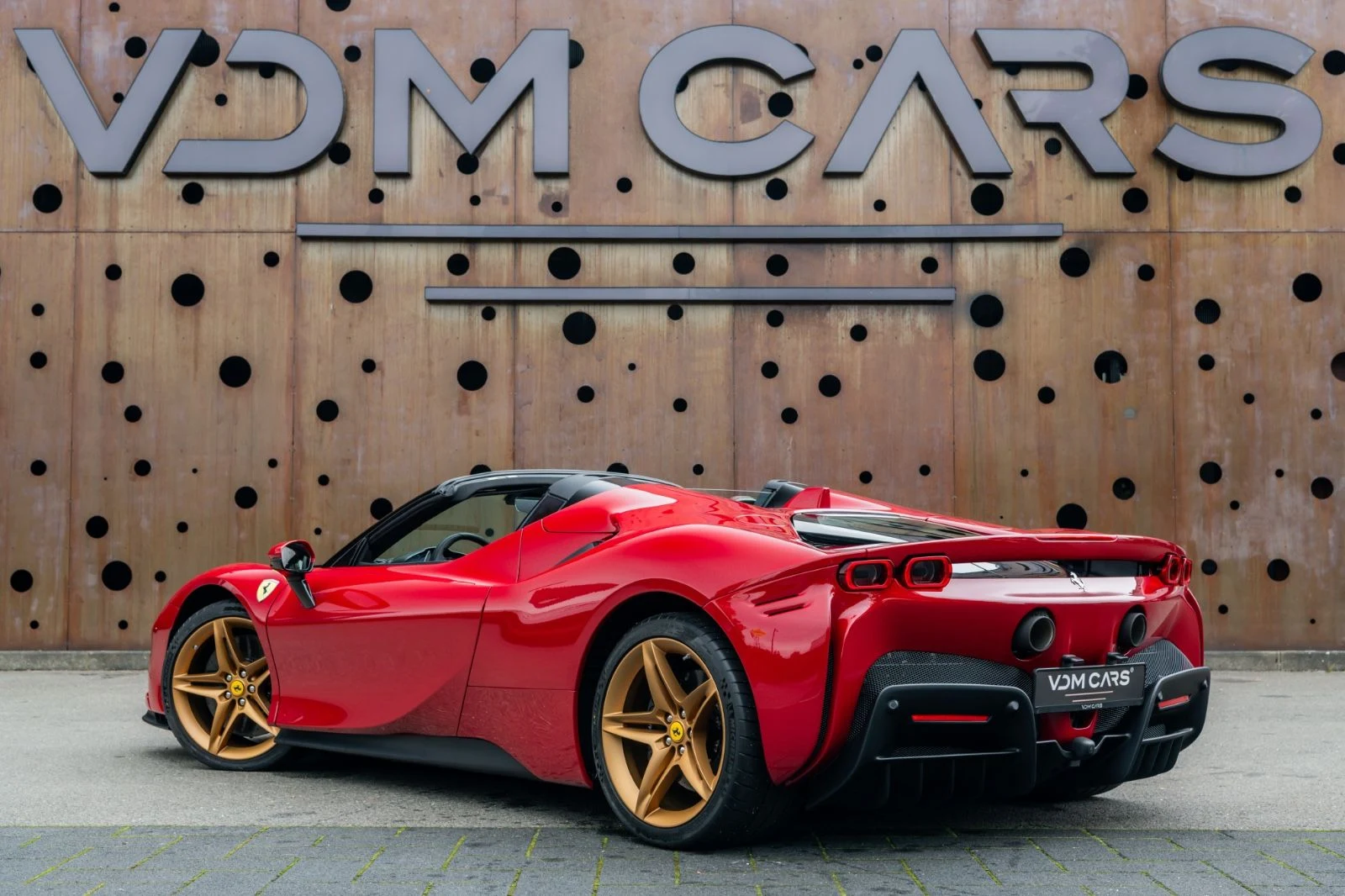 2025 Ferrari SF90 Spider, 6/20