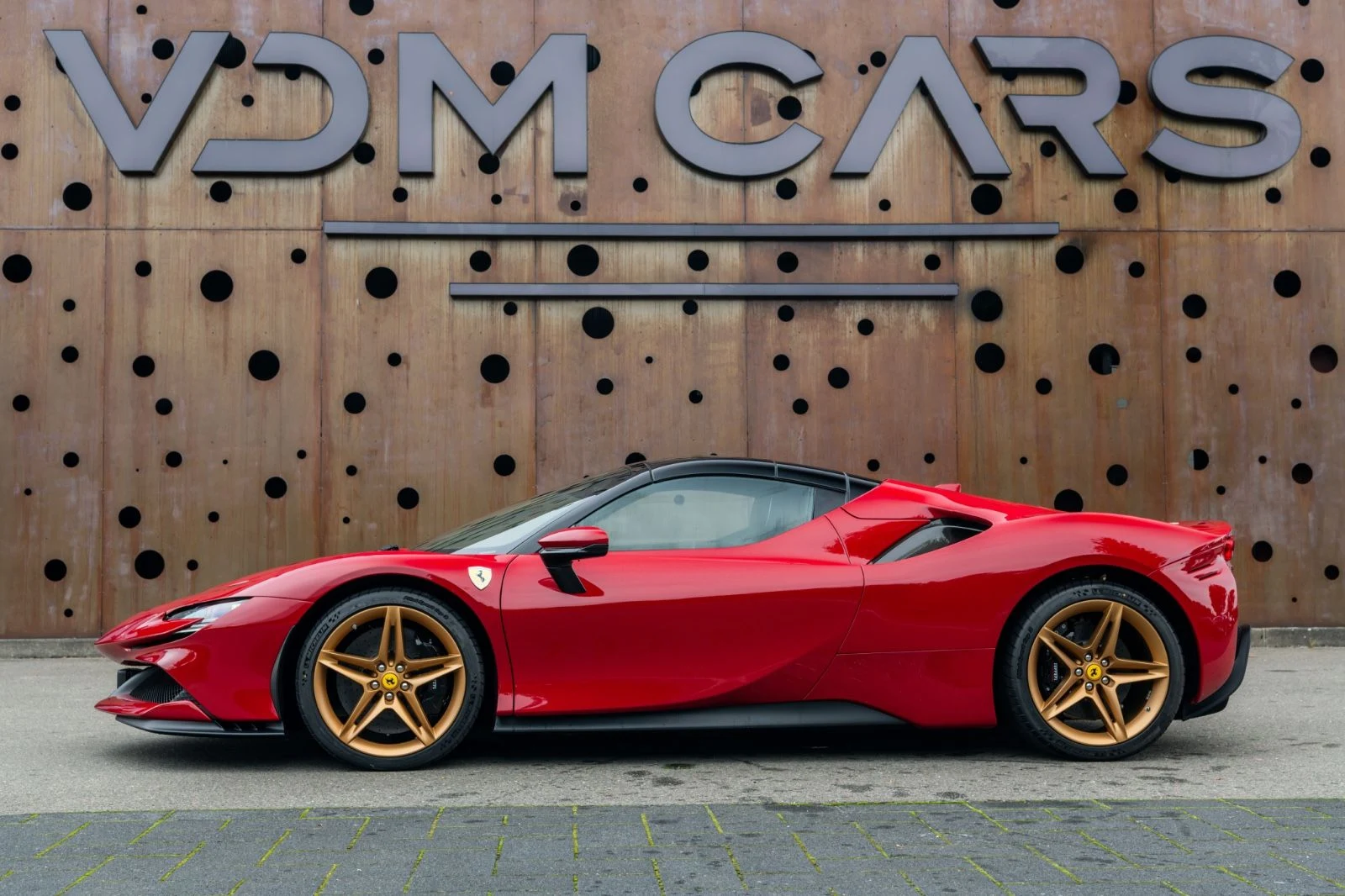 2025 Ferrari SF90 Spider, 7/20